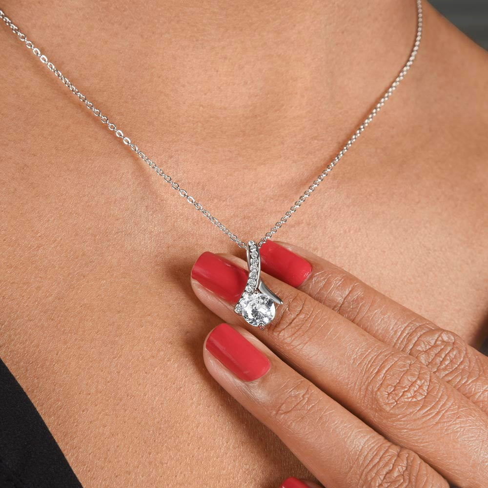 TO MY GRANDDAUGHTER SQUEEZED GOLD ALLURING NECKLACE GIFT SET