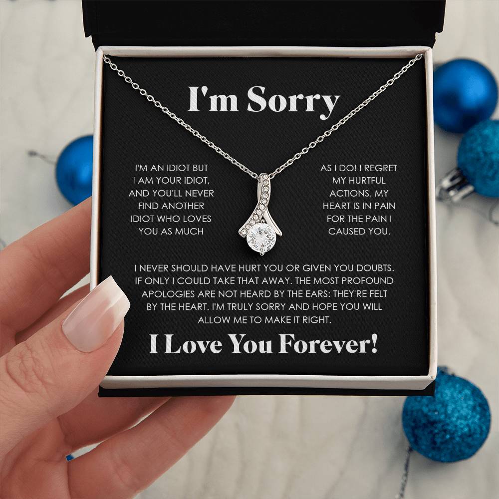 APOLOGIES ALLURING NECKLACE