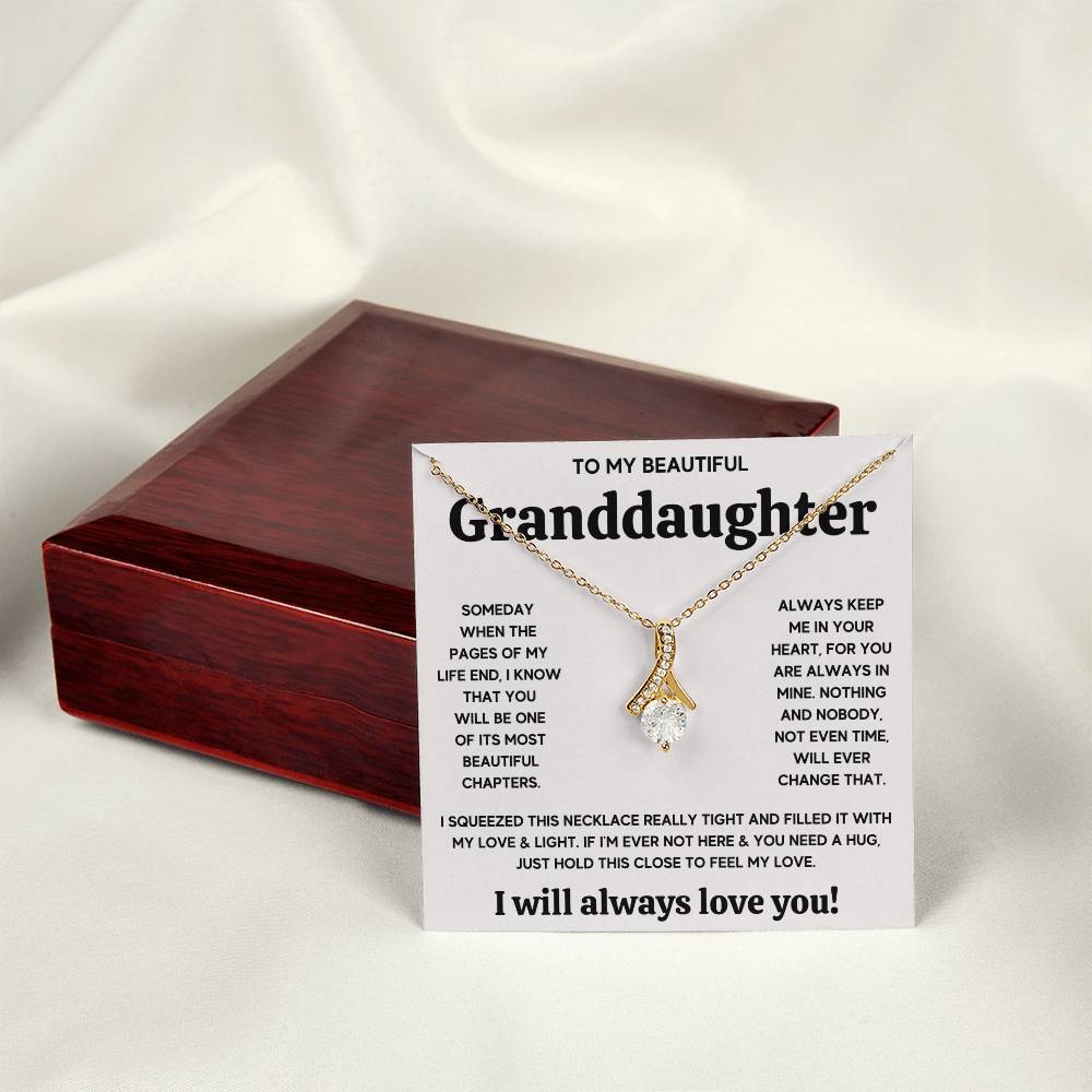 TO MY GRANDDAUGHTER SQUEEZED GOLD ALLURING NECKLACE GIFT SET