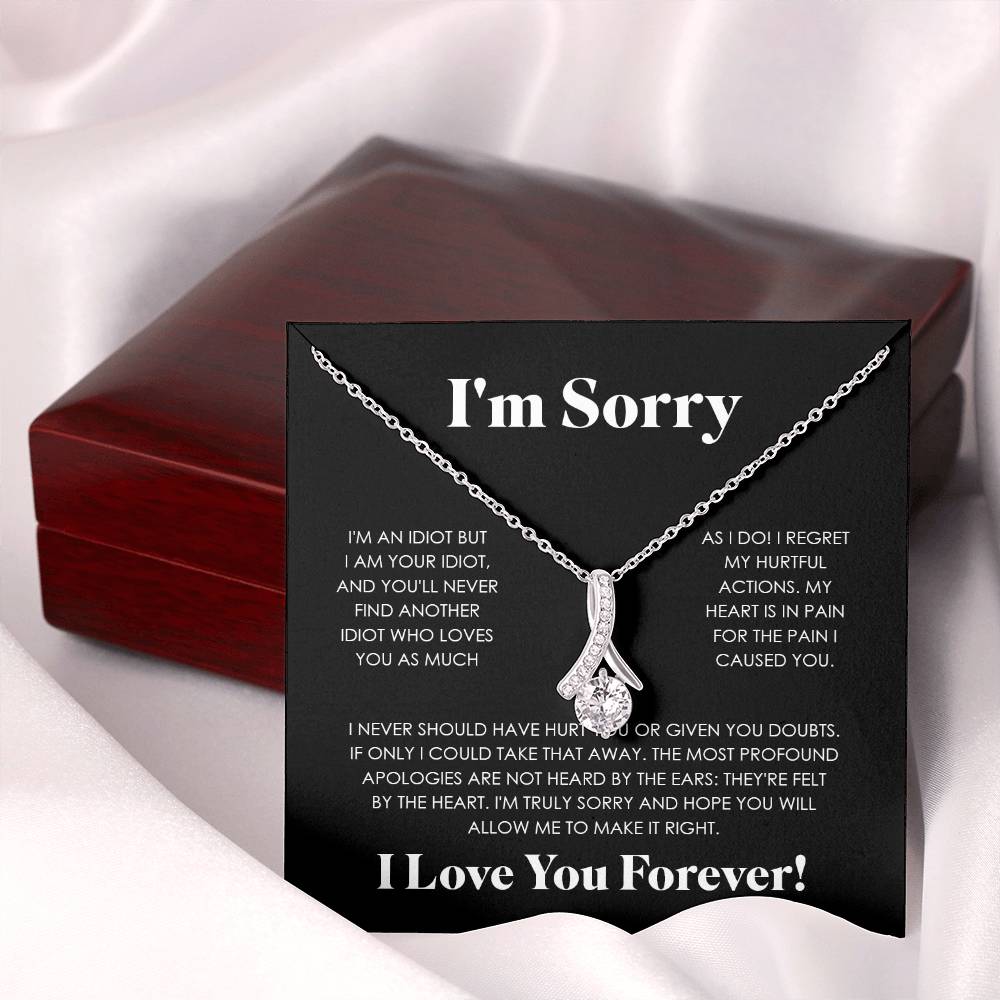 APOLOGIES ALLURING NECKLACE