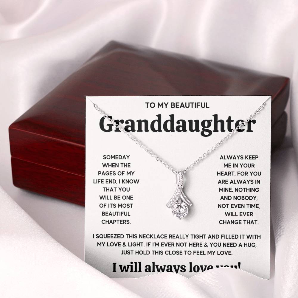 TO MY GRANDDAUGHTER SQUEEZED GOLD ALLURING NECKLACE GIFT SET