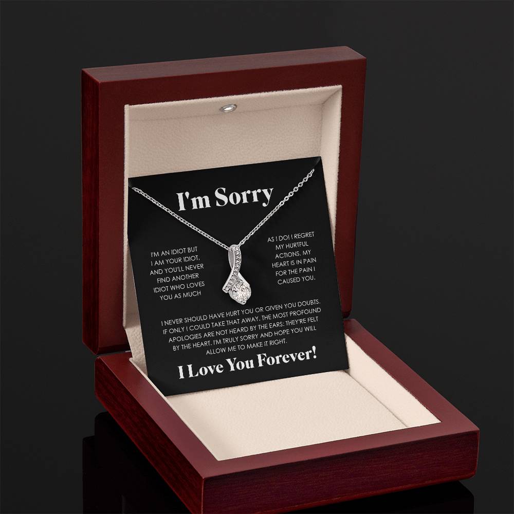 APOLOGIES ALLURING NECKLACE