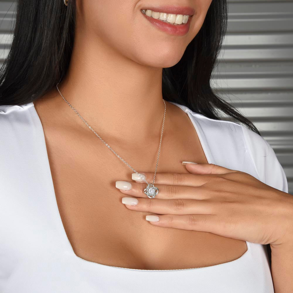 18TH BIRTHDAY SQUEEZED LOVE KNOT NECKLACE GIFT SET