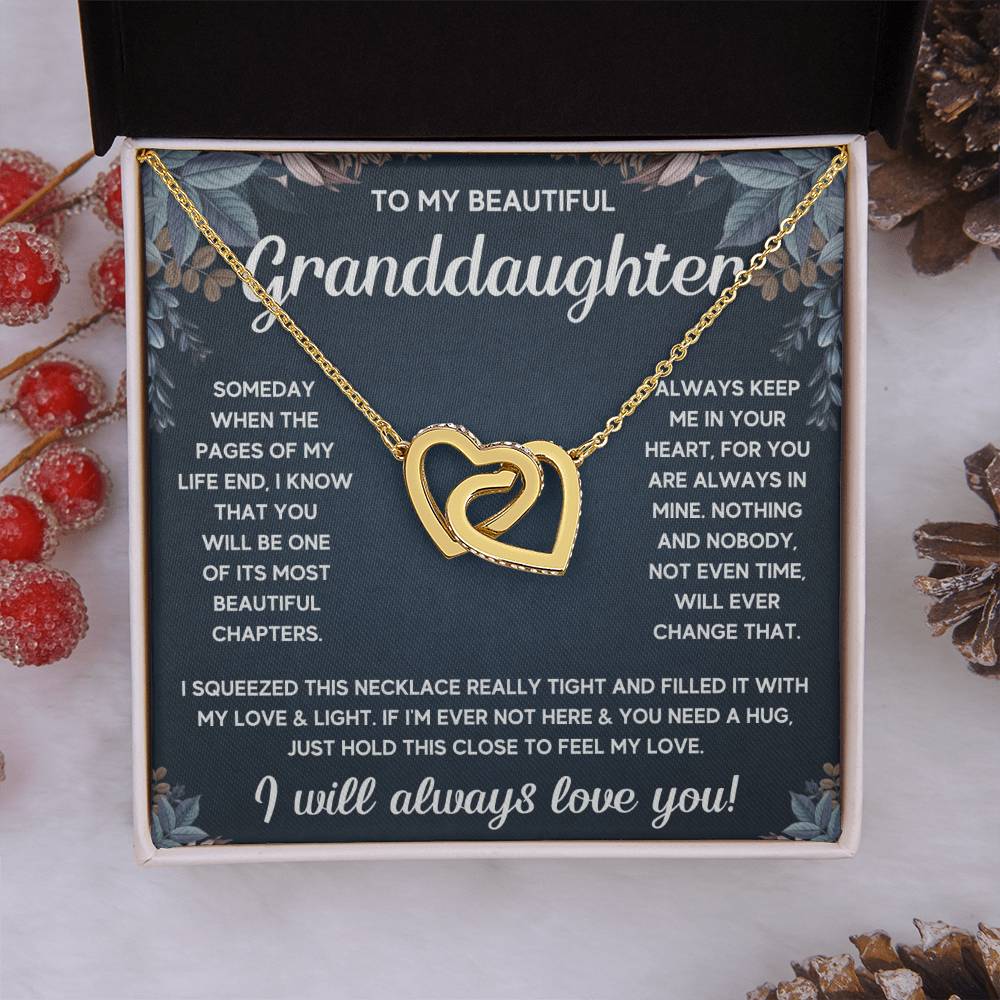 TO MY GRANDDAUGHTER SQUEEZED INTERLOCKING NECKLACE GIFT SET - WHITE & GOLD
