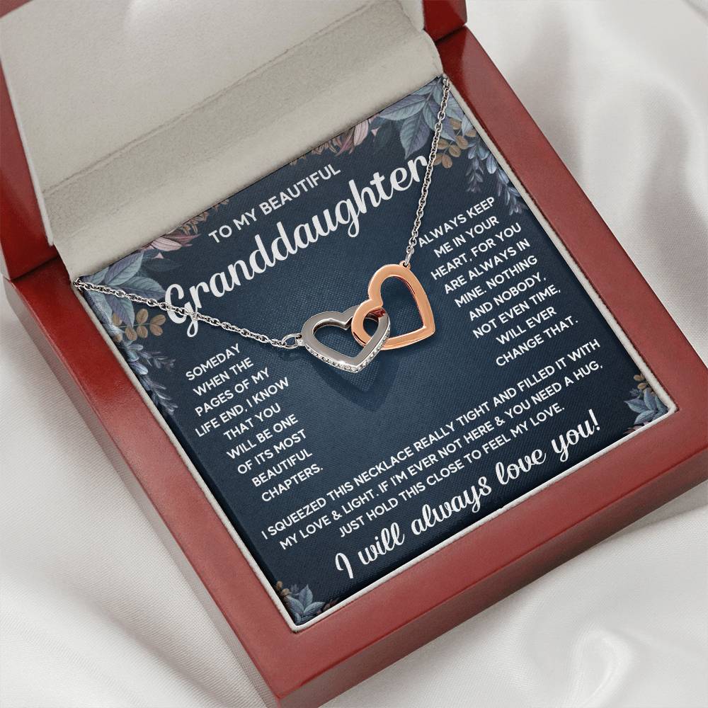 TO MY GRANDDAUGHTER SQUEEZED INTERLOCKING NECKLACE GIFT SET