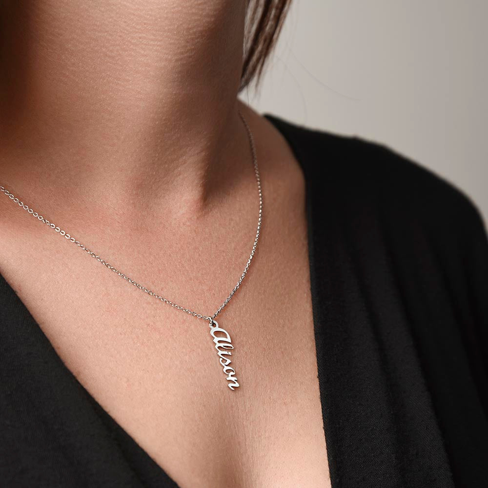 TO MY MOMMY BUMP VERTICAL NAME NECKLACE