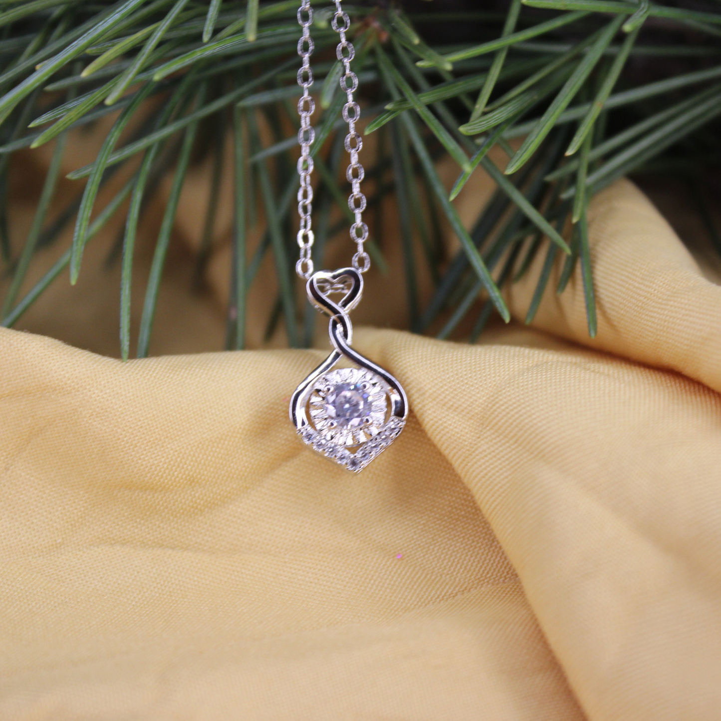 Shiny Stone Necklace