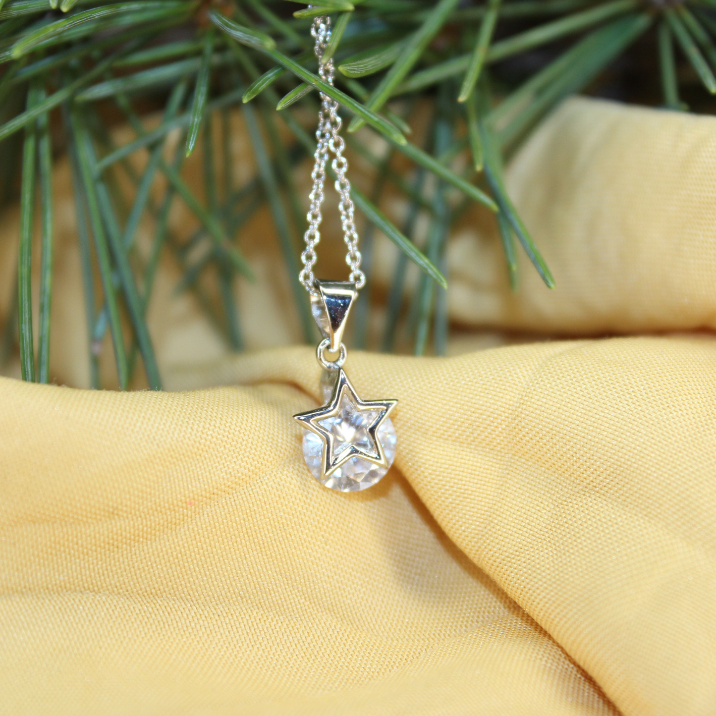 Shiny Star Necklace