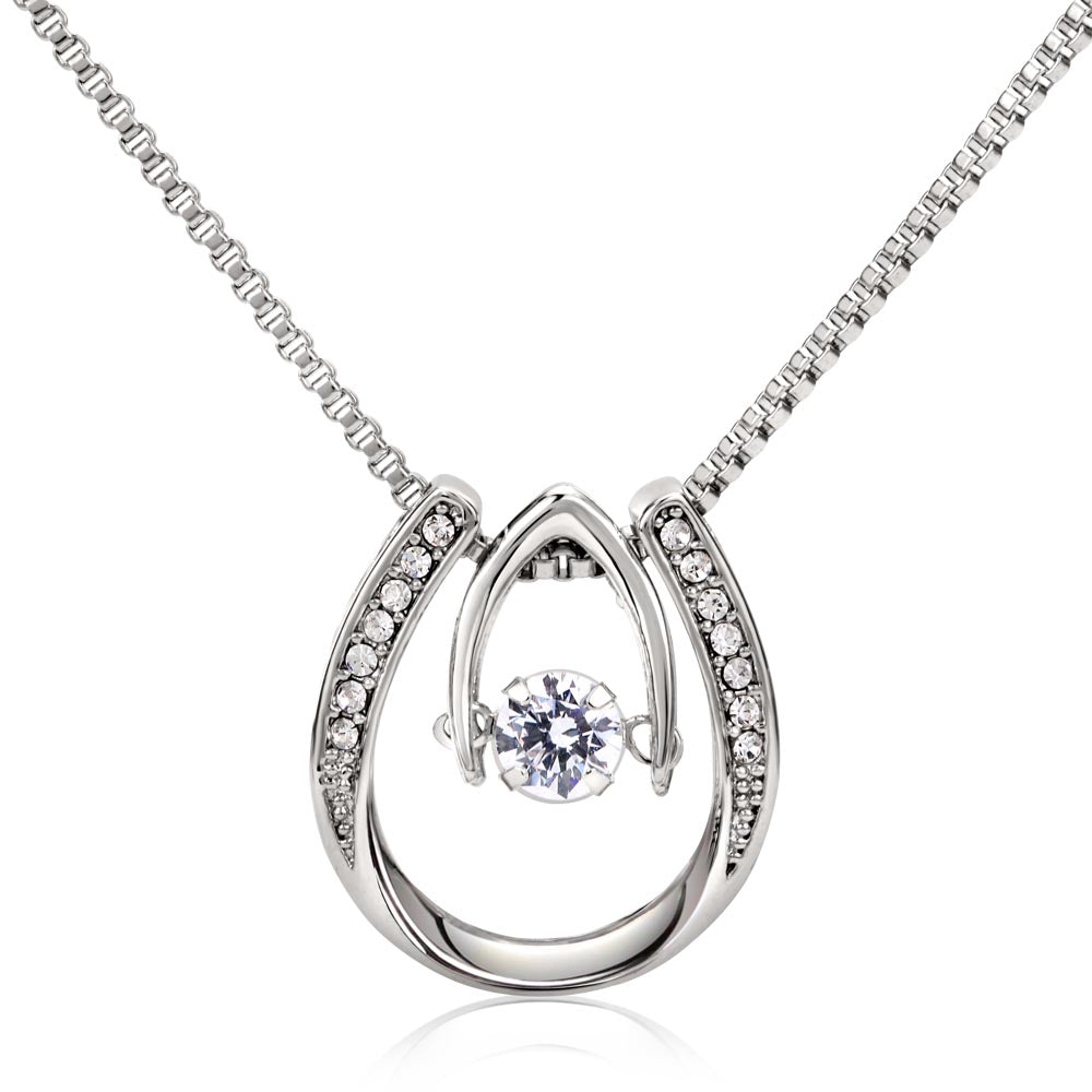 LUCKY IN LOVE NECKLACE GIFT SET