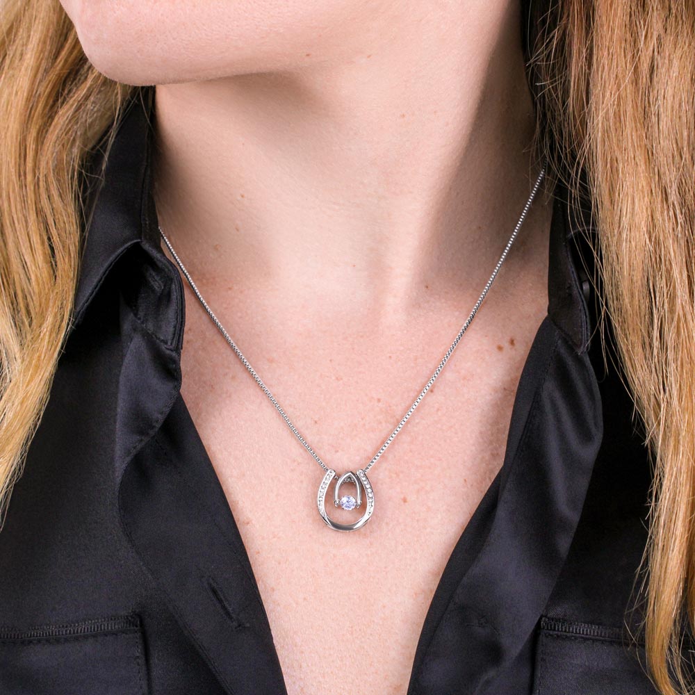 TO MY DAUGHTER REASONS LUCKY IN LOVE NECKLACE GIFT SET
