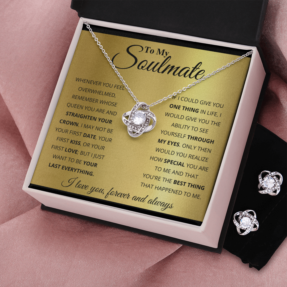 SOULMATE GOLD LOVE KNOT NECKLACE AND EARRINGS SET