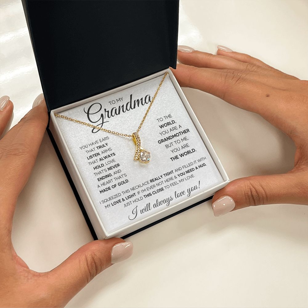 TO MY GRANDMA SQUEEZED ALLURING BEAUTY NECKLACE GIFT SET