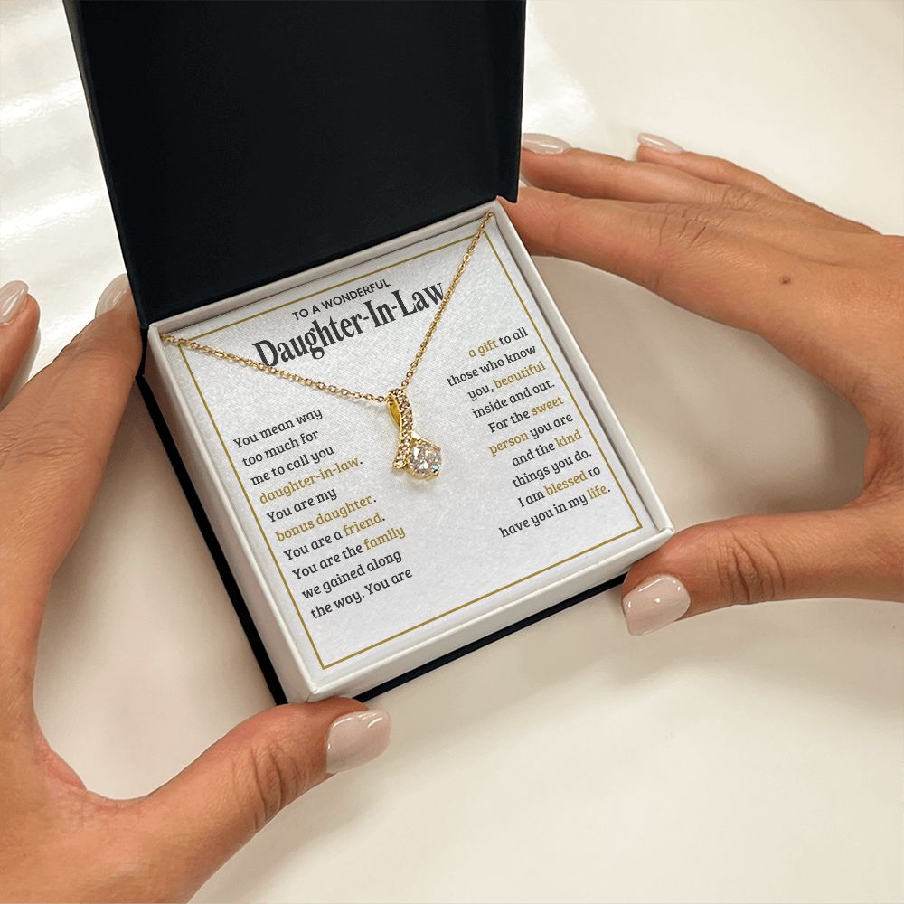 TO MY DAUGHTER IN LAW SWEET PERSON ALLURING BEAUTY NECKLACE GIFT SET