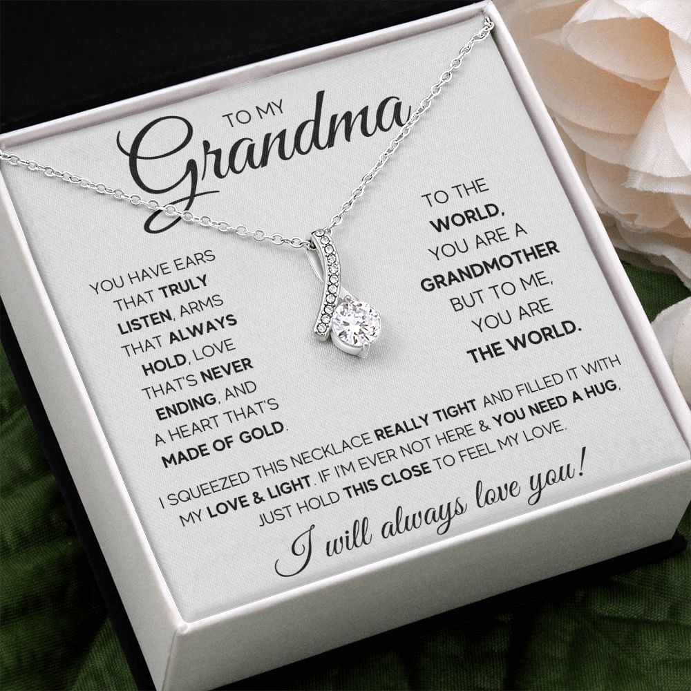 TO MY GRANDMA SQUEEZED ALLURING BEAUTY NECKLACE GIFT SET