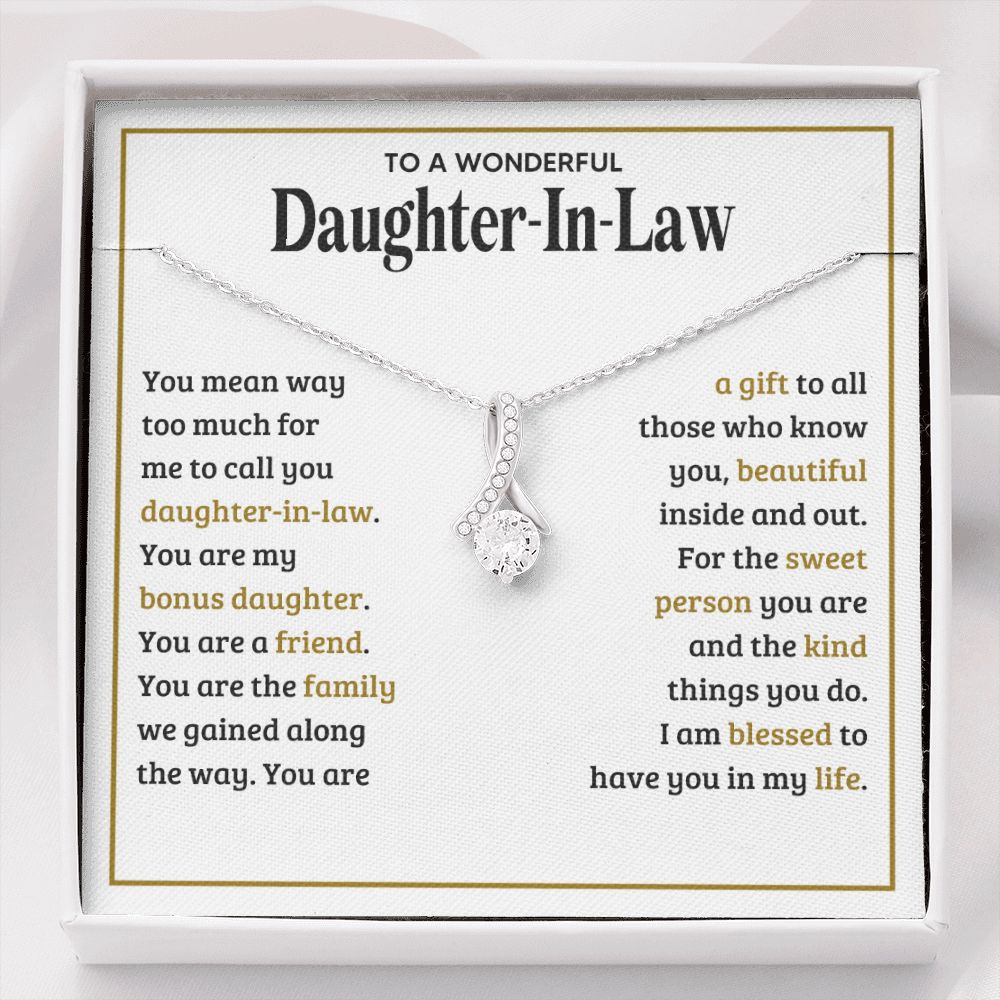TO MY DAUGHTER IN LAW SWEET PERSON ALLURING BEAUTY NECKLACE GIFT SET