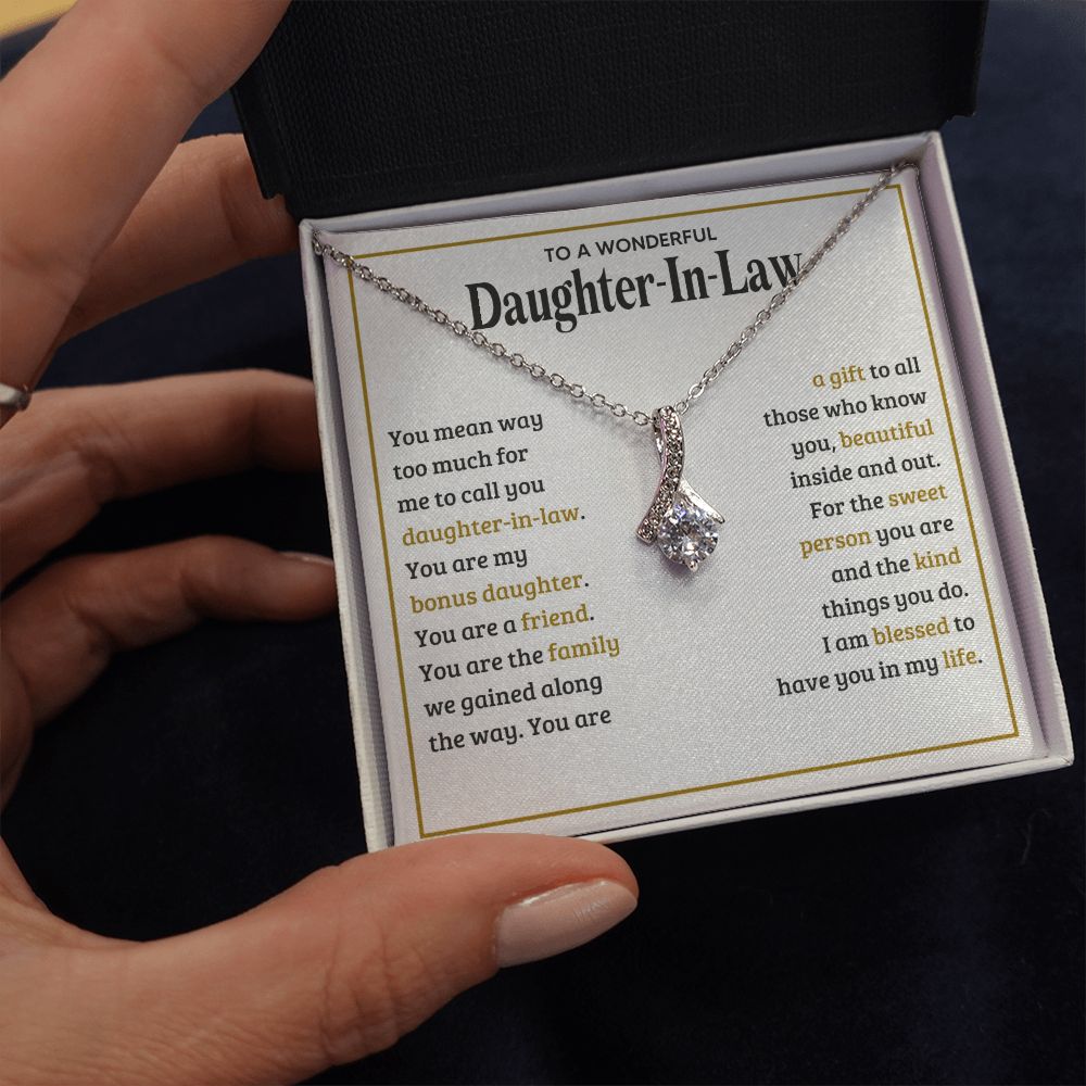 TO MY DAUGHTER IN LAW SWEET PERSON ALLURING BEAUTY NECKLACE GIFT SET