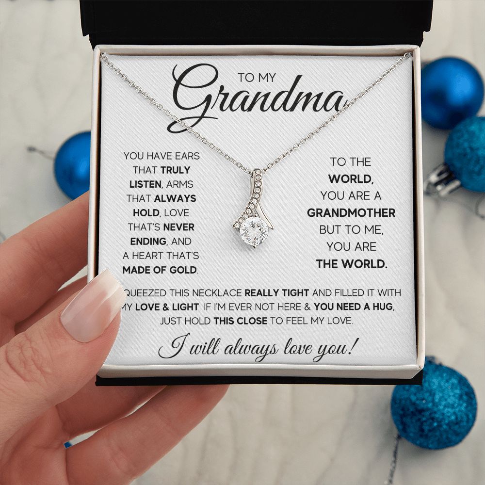 TO MY GRANDMA SQUEEZED ALLURING BEAUTY NECKLACE GIFT SET