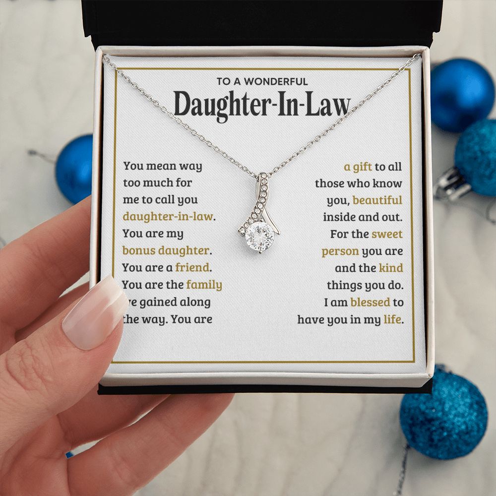 TO MY DAUGHTER IN LAW SWEET PERSON ALLURING BEAUTY NECKLACE GIFT SET