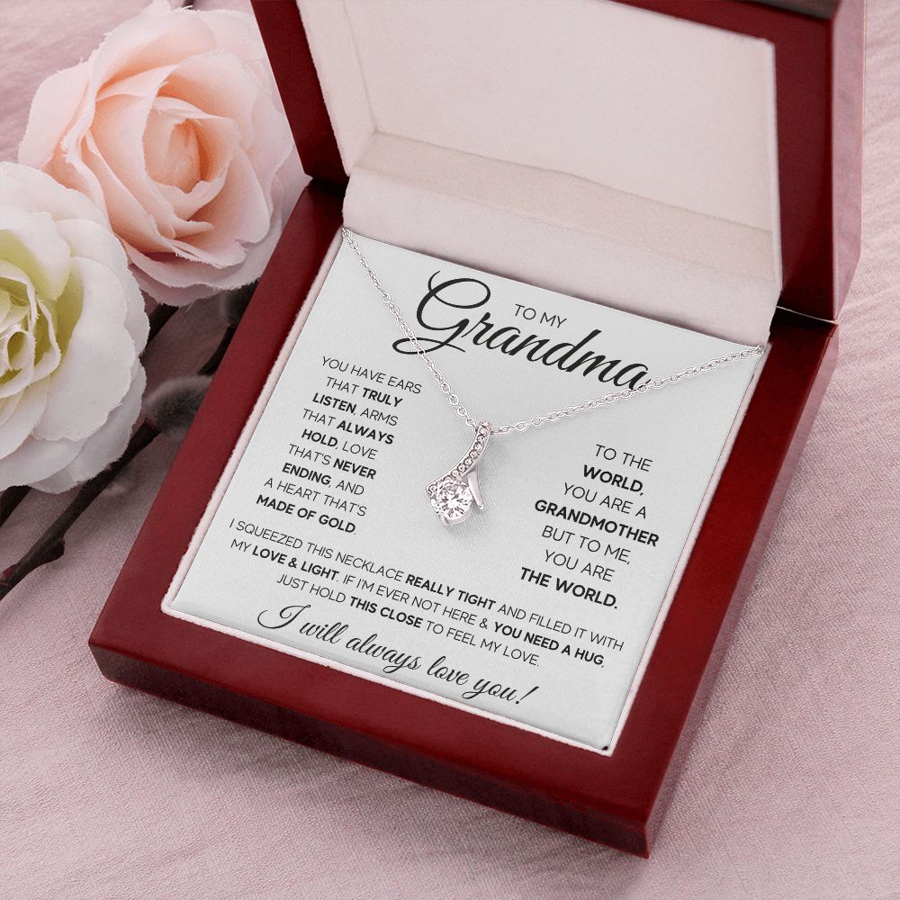 TO MY GRANDMA SQUEEZED ALLURING BEAUTY NECKLACE GIFT SET