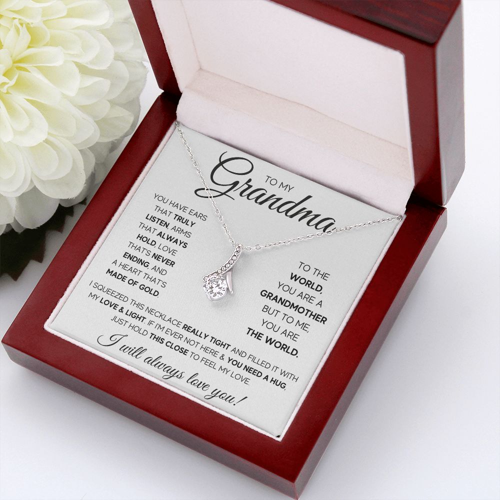 TO MY GRANDMA SQUEEZED ALLURING BEAUTY NECKLACE GIFT SET