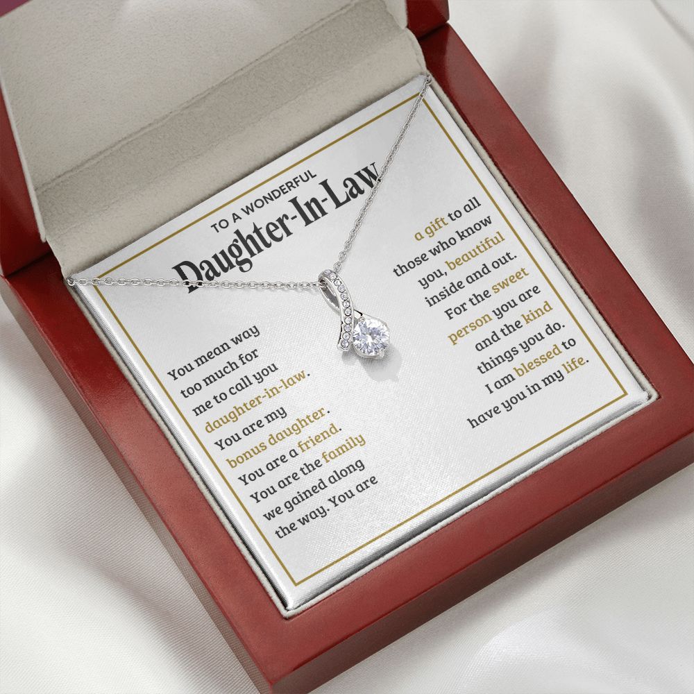 TO MY DAUGHTER IN LAW SWEET PERSON ALLURING BEAUTY NECKLACE GIFT SET