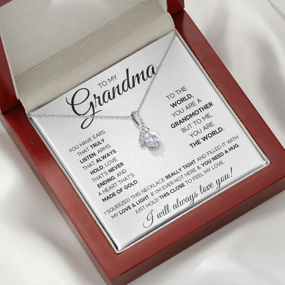 TO MY GRANDMA SQUEEZED ALLURING BEAUTY NECKLACE GIFT SET