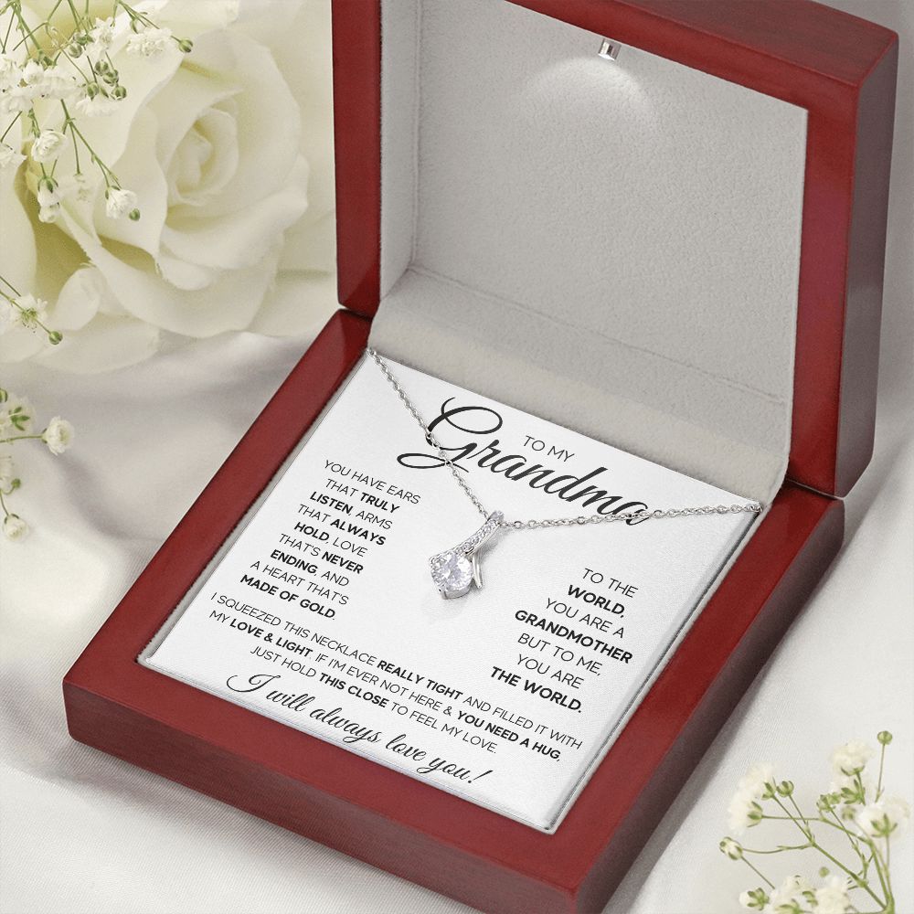 TO MY GRANDMA SQUEEZED ALLURING BEAUTY NECKLACE GIFT SET