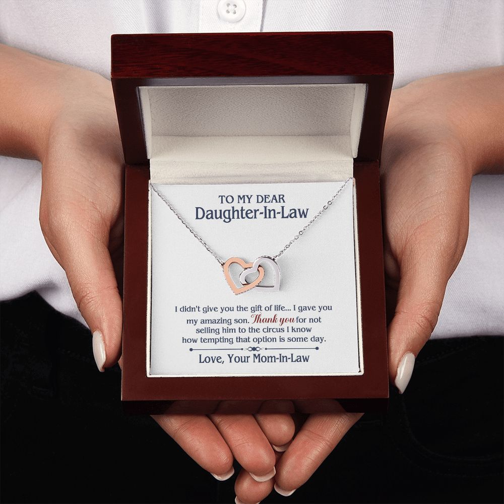 TO MY DAUGHTER IN LAW CIRCUS INTERLOCKING HEARTS NECKLACE GIFT SET