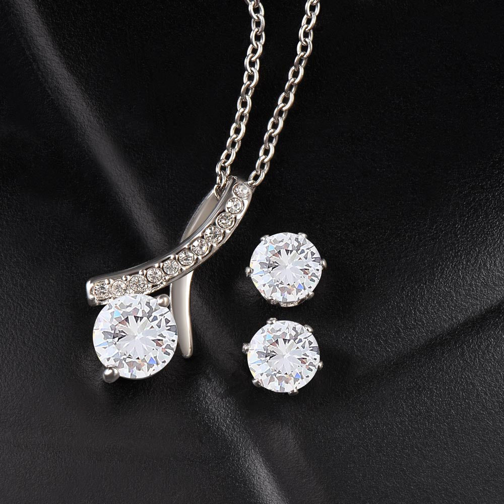 TO MY MOM LITTLE GIRL ALLURING BEAUTY NECKLACE AND EARRINGS GIFT SET