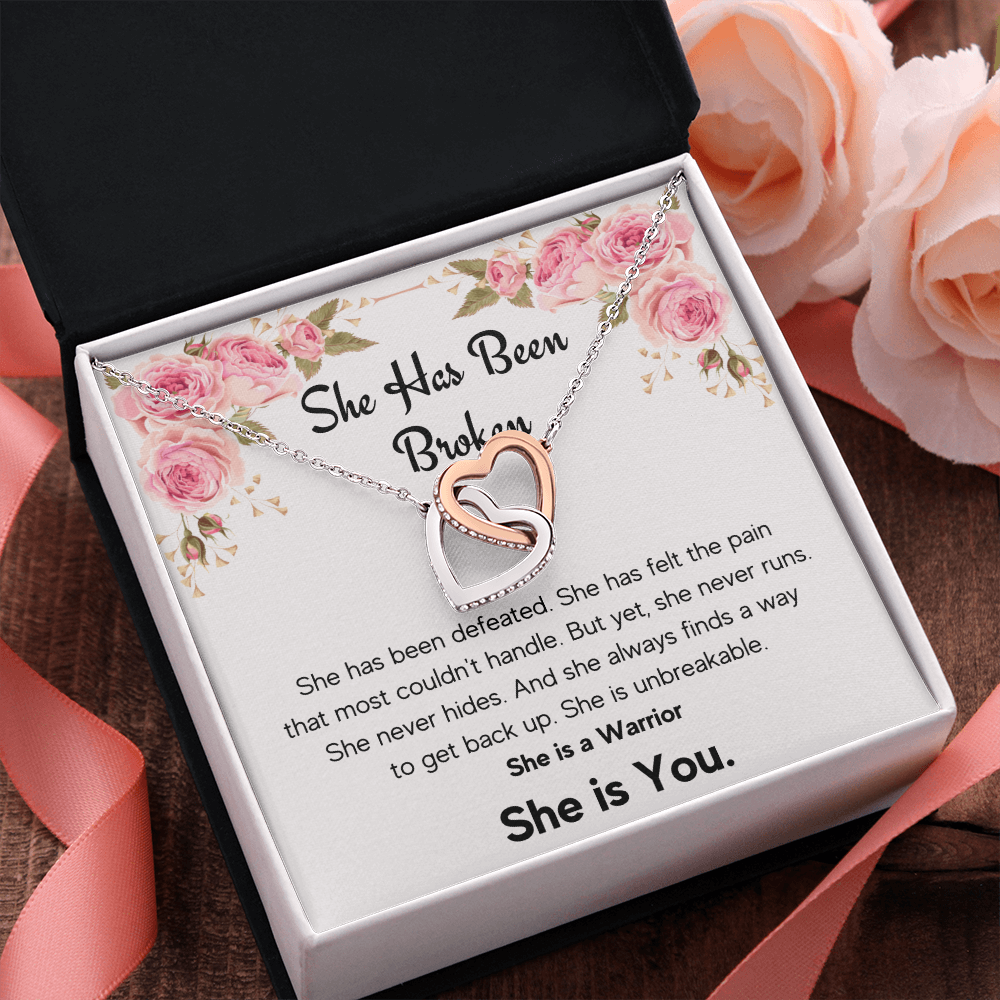 ENCOURAGEMENT SHE IS YOU INTERLOCKING NECKLACE GIFT SET