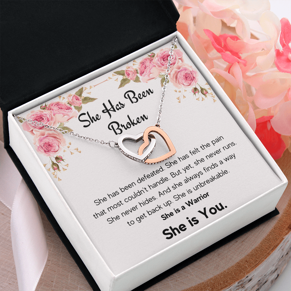 ENCOURAGEMENT SHE IS YOU INTERLOCKING NECKLACE GIFT SET