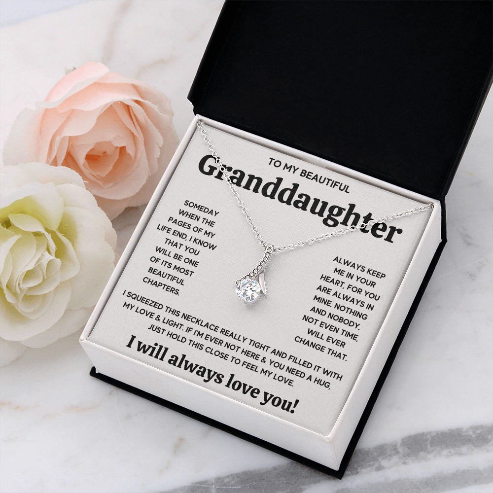 TO MY GRANDDAUGHTER SQUEEZED GOLD ALLURING NECKLACE GIFT SET