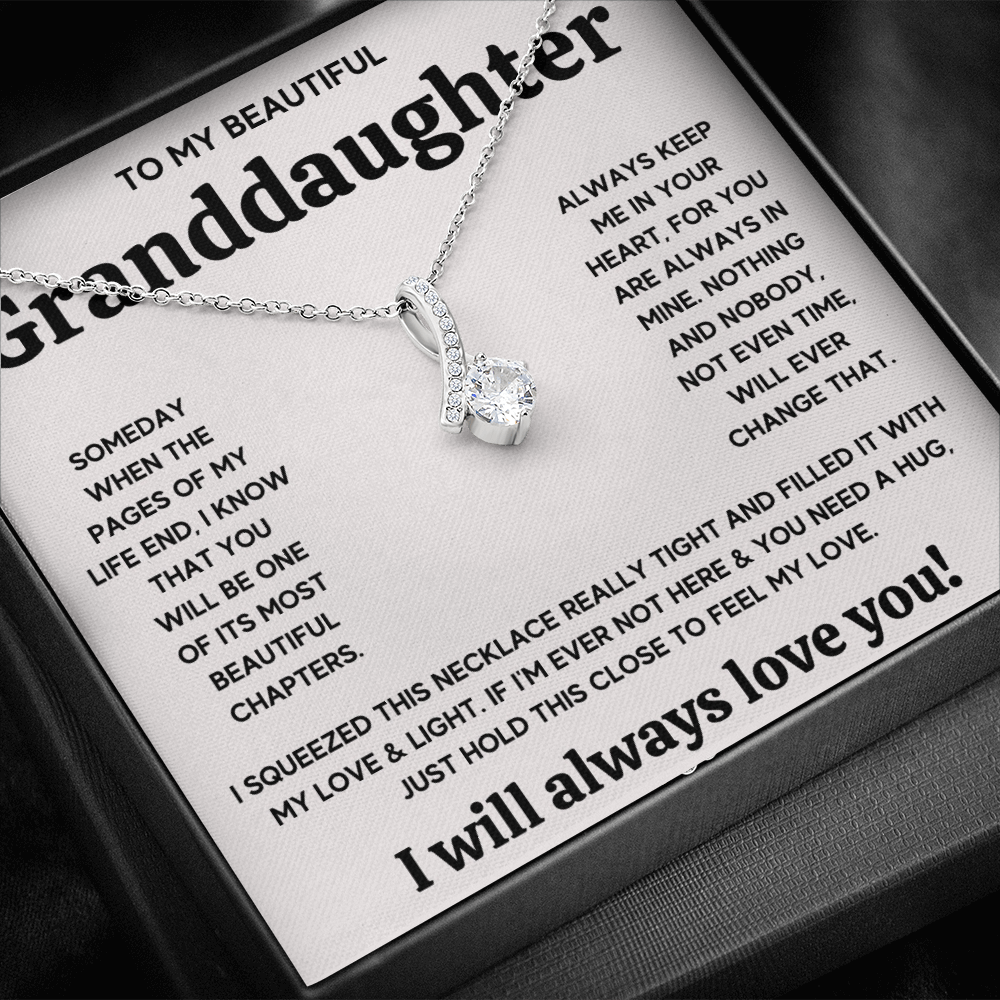 TO MY GRANDDAUGHTER SQUEEZED GOLD ALLURING NECKLACE GIFT SET