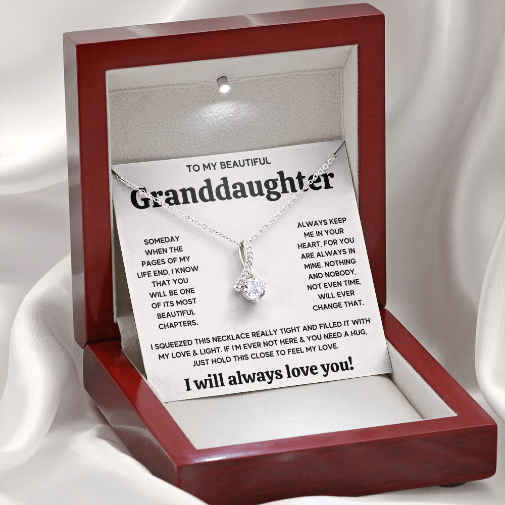 TO MY GRANDDAUGHTER SQUEEZED GOLD ALLURING NECKLACE GIFT SET