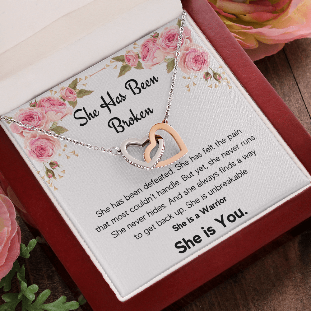 ENCOURAGEMENT SHE IS YOU INTERLOCKING NECKLACE GIFT SET