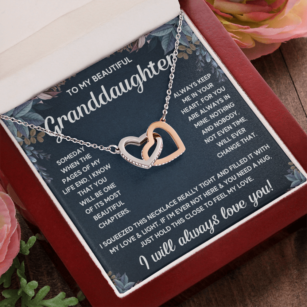 TO MY GRANDDAUGHTER SQUEEZED INTERLOCKING NECKLACE GIFT SET