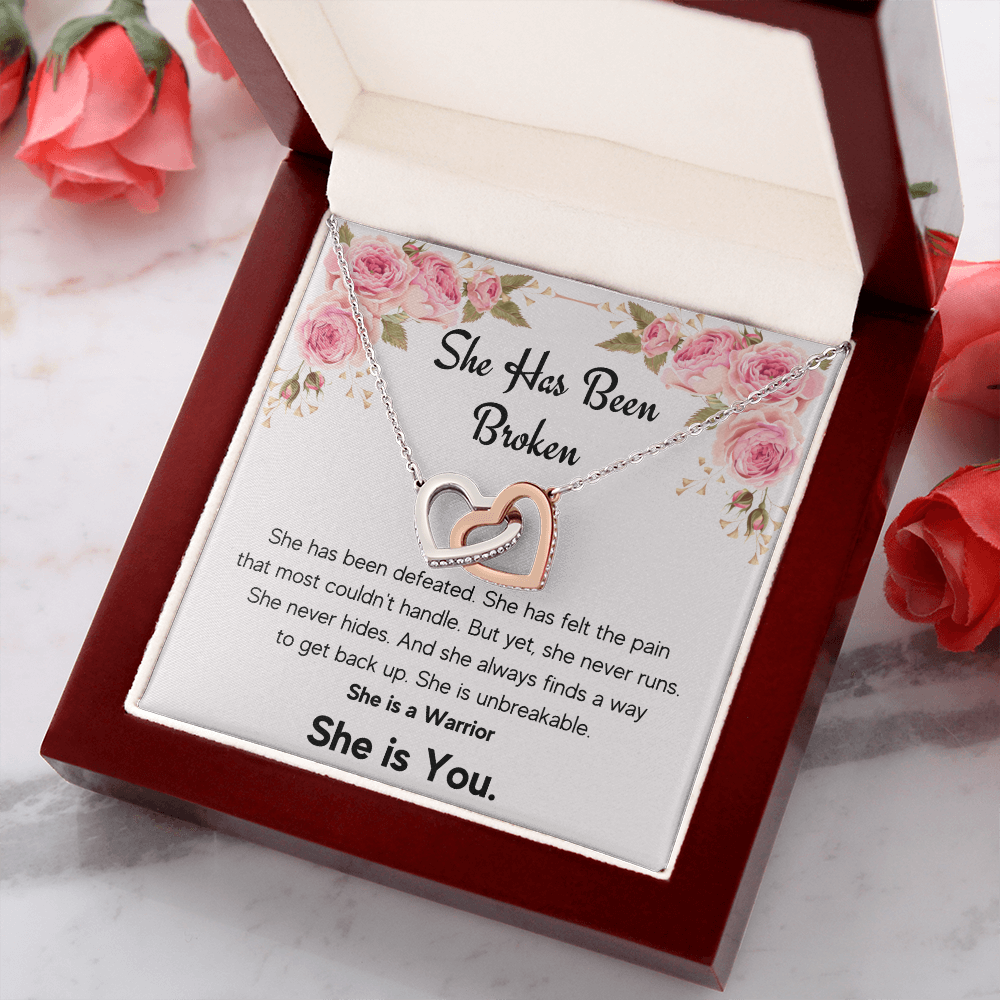 ENCOURAGEMENT SHE IS YOU INTERLOCKING NECKLACE GIFT SET