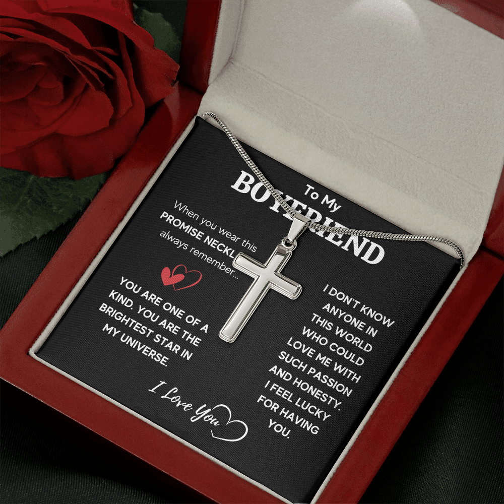 TO MY BOYFRIEND UNIVERSE CROSS NECKLACE GIFT SET