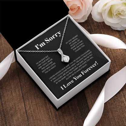 APOLOGIES ALLURING NECKLACE
