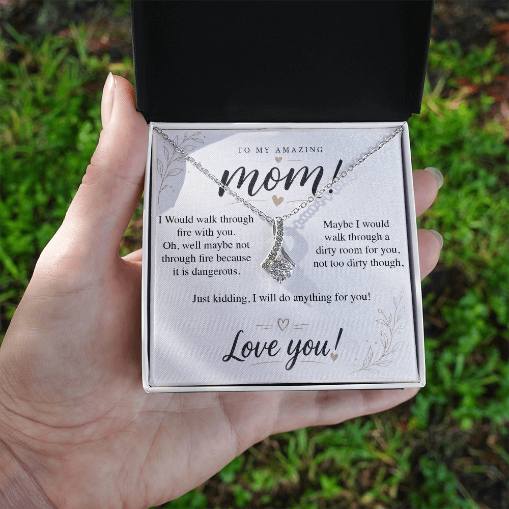Amazing Mom Alluring Beauty Necklace