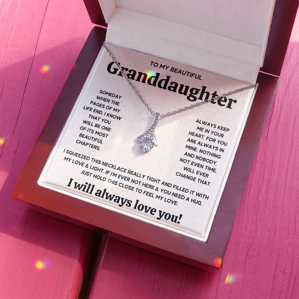 TO MY GRANDDAUGHTER SQUEEZED GOLD ALLURING NECKLACE GIFT SET
