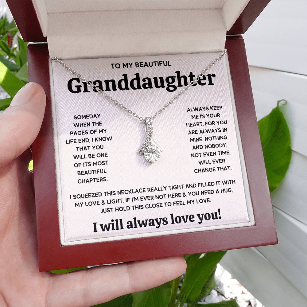 TO MY GRANDDAUGHTER SQUEEZED GOLD ALLURING NECKLACE GIFT SET