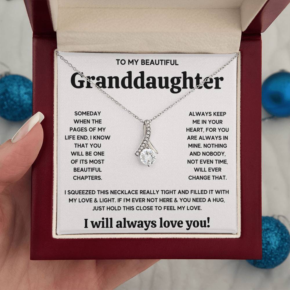 TO MY GRANDDAUGHTER SQUEEZED GOLD ALLURING NECKLACE GIFT SET