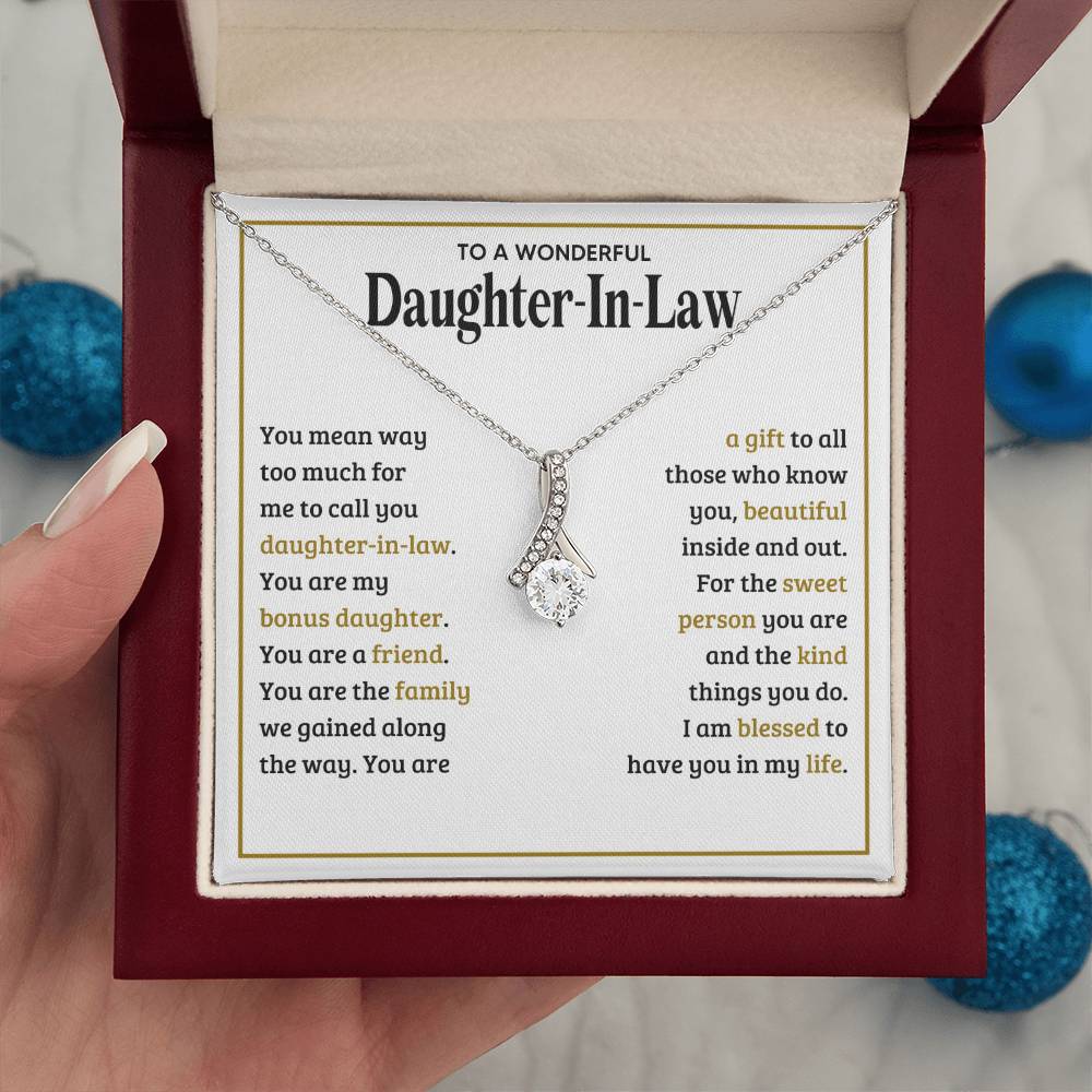 TO MY DAUGHTER IN LAW SWEET PERSON ALLURING BEAUTY NECKLACE GIFT SET