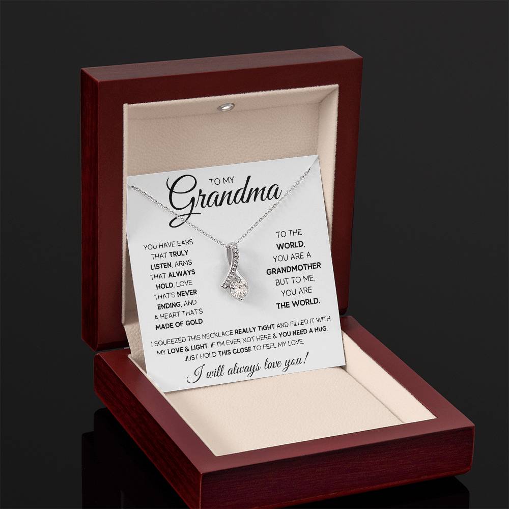 TO MY GRANDMA SQUEEZED ALLURING BEAUTY NECKLACE GIFT SET