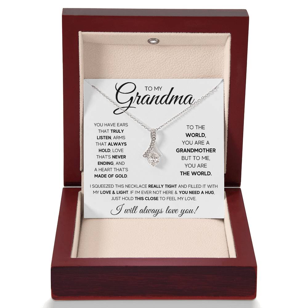 TO MY GRANDMA SQUEEZED ALLURING BEAUTY NECKLACE GIFT SET