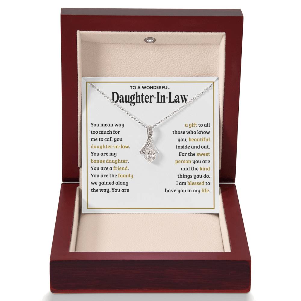 TO MY DAUGHTER IN LAW SWEET PERSON ALLURING BEAUTY NECKLACE GIFT SET