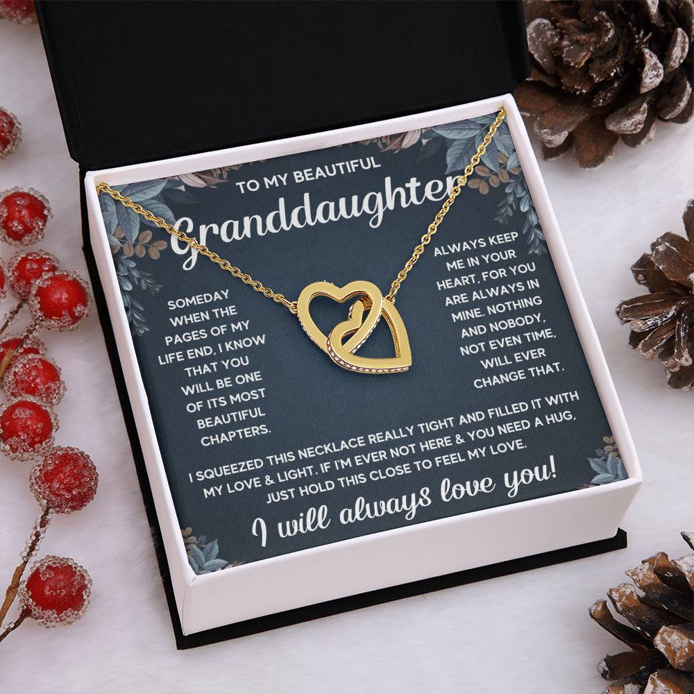 TO MY GRANDDAUGHTER SQUEEZED INTERLOCKING NECKLACE GIFT SET - WHITE & GOLD