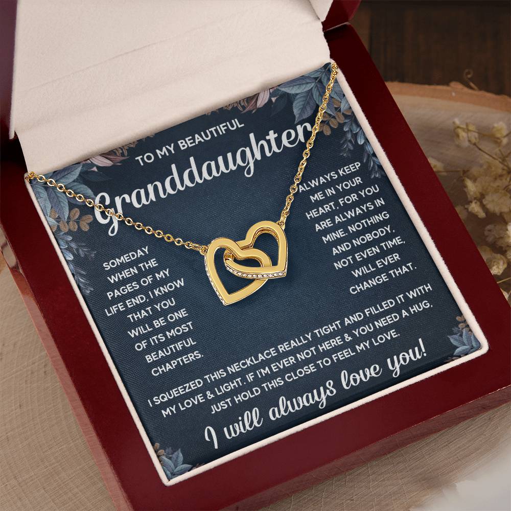 TO MY GRANDDAUGHTER SQUEEZED INTERLOCKING NECKLACE GIFT SET - WHITE & GOLD