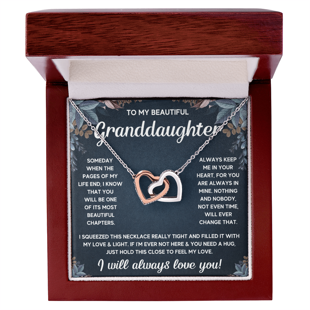 TO MY GRANDDAUGHTER SQUEEZED INTERLOCKING NECKLACE GIFT SET - WHITE & GOLD